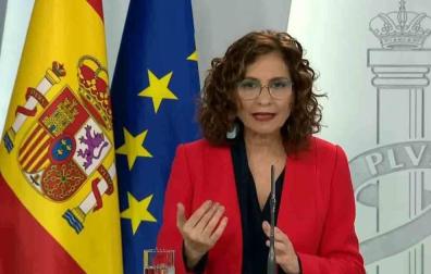 Montero defiende la "hibernación" de la economía para no saturar los hospitales