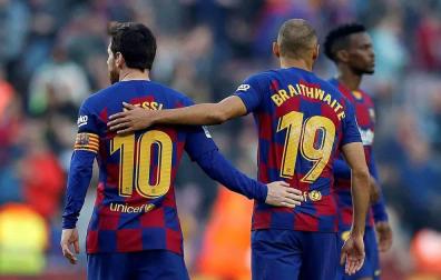 Debut con asistencia de Braithwaite en el show de Messi