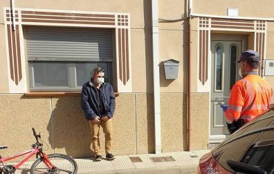 Denunciado en Castejón cuando iba “al supermercado” en bici, cerrado el domingo