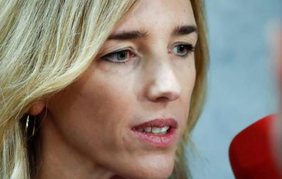 Álvarez de Toledo denuncia en Pamplona la "traición" de los socialistas a Navarra y España