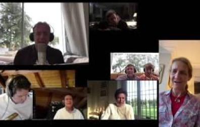 Vídeo: La infanta Elena también entona el 'Resistiré'
