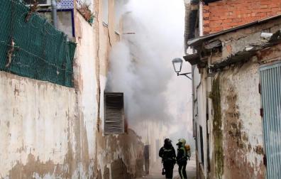 Las llamas afectaron a una casa que se utiliza como segunda residencia y cuyos dueños, de Pamplona, no se encontraban en el interior en el momento del suceso.