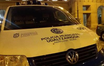 Coche de la Policía Municipal de Pamplona