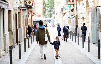 El Gobierno rectifica y los niños podrán salir a dar paseos
