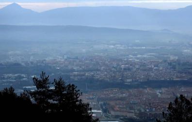 La contaminación del aire en Pamplona provoca 120 ingresos hospitalarios al año