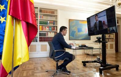 Sánchez y Casado acuerdan que el pacto se negocie en comisión parlamentaria