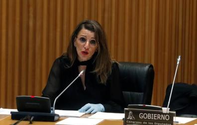 La ministra de Trabajo y Economía Social, Yolanda Díaz, en la comisión de Trabajo del Congreso