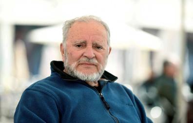 Anguita continúa en estado crítico en la UCI tras sufrir una parada cardiaca el sábado