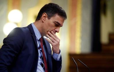 El presidente del Gobierno, Pedro Sánchez, durante su intervención en el pleno celebrado este jueves en el Congreso para aprobar una nueva prórroga del estado de alarma.
