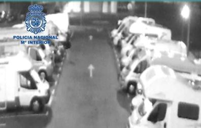 Detenido un joven en Burlada acusado de dañar 17 vehículos estacionados
