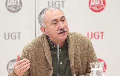 El secretario general de UGT, Pepe Álvarez, en una rueda de prensa en Madrid