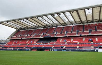 Los 80 focos de la cubierta de Preferencia se colocan  un metro por debajo