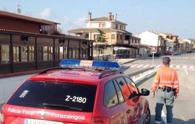Un vehículo de la Policía Foral, durante el estado de alarma.