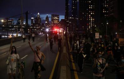 Noche de disturbios en EEUU cuando se cumple una semana de la muerte de Floyd