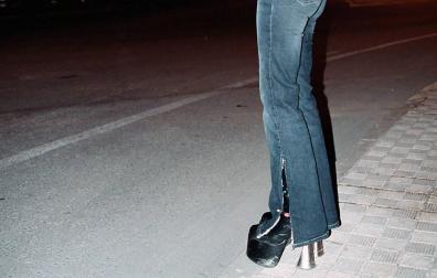 Francia penaliza a los clientes de las prostitutas, ayudadas para dejarloFRANCIA PROSTITUCIÓN