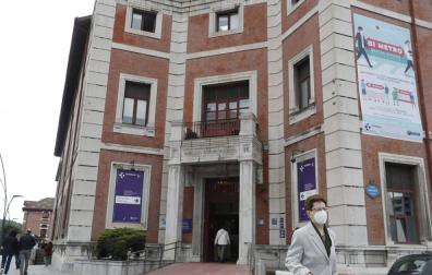 Fallece un infectado del hospital de Bilbao, que suma 25 positivos