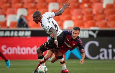 Imágenes del encuentro de la Jornada 30 de LaLiga Santander disputado este domingo, 21 de junio, en el estadio de Mestalla.