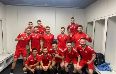 ÚLTIMO ENTRENAMIENTO. Íñigo Fernández, Mario Almagro, Eric Martel, Mancuso, Roberto Martil, Rafa Usín, Asier Llamas, Araça, Bynho, Dani Saldise, Juninho, Ion Cerviño y Álex Llamas son los jugadores de Osasuna Manga que van a disputar el playoff de Málaga donde se va a poner punto final a esta temporada y a un ciclo.