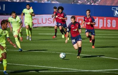 Imágenes más destacadas del encuentro correspondiente a la Jornada 34 de LaLiga Santander disputado en el estadio de El Sadar.