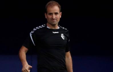 Jagoba Arrasate, en el banquillo durante el partido frente al Eibar.