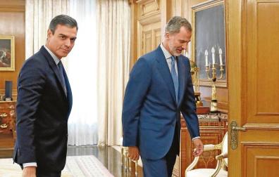 El Gobierno insta al Rey a adoptar más medidas de ruptura con su padre