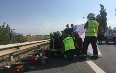 Herido grave tras ser arrollado por un camión en la PA-30 en Mutilva