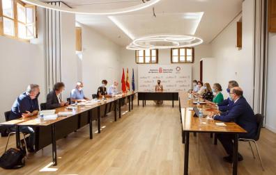 Acuerdo en Navarra para complementar el ERTE de 11.000 trabajadores con rentas bajas