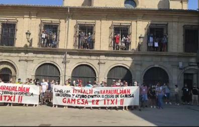 Los trabajadores de Siemens Gamesa se encierran en San Lorenzo
