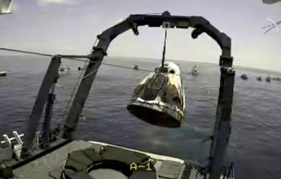 La cápsula SpaceX Dragon ameriza y culmina su misión