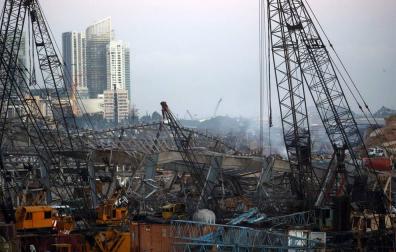 Búsqueda a contrarreloj de los casi cien desaparecidos tras las explosiones en Beirut