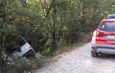 Da positivo en alcohol y drogas tras salirse de la vía y dejar el coche abandonado en Errea