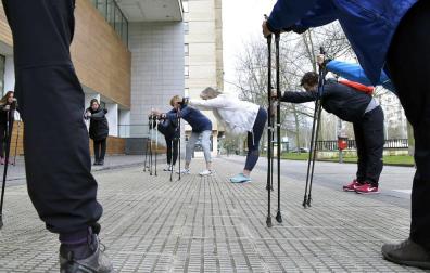 Marcha nórdica y ejercicio para mayores de 40 años, apuestas del Ayuntamiento de Pamplona
