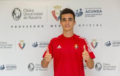 LOS PRIMEROS. Asier Córdoba (imagen), Aimar Oroz y Gorka Zabarte se sometieron ayer a pruebas médicas en la CUN. Hoy lo harán sus compañeros.