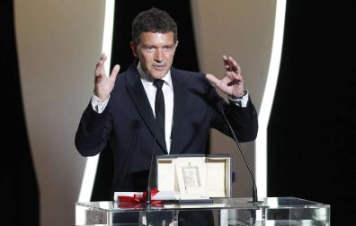 Antonio Banderas logra en Cannes el reconocimiento a una larga carrera