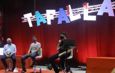 Desde la izda., Jacinto Goñi, Xabi Alcuaz y Javier Arbona presentaron la programación.