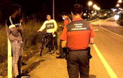 Policía Foral controla diez reuniones grupales en Navarra