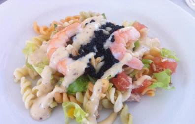 Ensalada de pasta aliñada