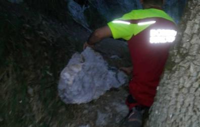 Evacúan a un escalador que fue golpeado por una roca en Latasa