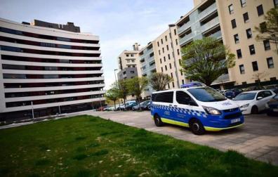 Un vehículo de la Policía Municipal de Pamplona.