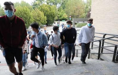 La UPNA abre su curso bajo una situación "no normal"