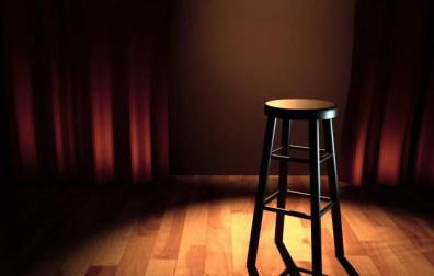 Imagen del escenario de un teatro