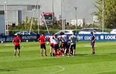 El Chimy Ávila se retira lesionado en Tajonar