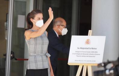 La Reina Letizia inicia en Milagro el acto de apertura del curso escolar