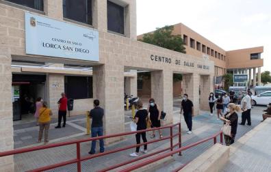 Sanidad registra 8.964 nuevos casos, 3.168 en las últimas 24 horas, y 78 fallecidos