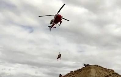 Rescatada en helicóptero una mujer accidentada en el Cabezo Marijuán