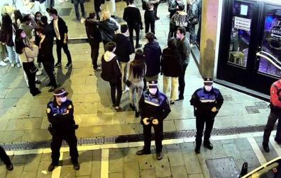 Desaolajada una fiesta en Pamplona con 43 adultos y 44 niños