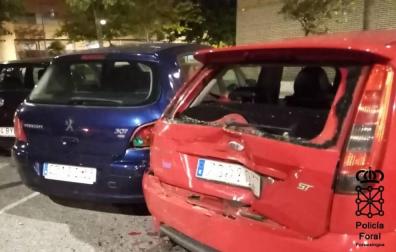 Choca contra varios vehículos en Artica en estado de ebriedad y se da a la fuga