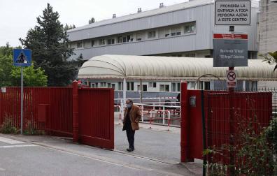 Navarra permite el consumo en barra y las salidas en residencias tras la confusión de las primeras horas