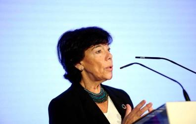 La ministra de Educación y Formación Profesional, Isabel Celaá
