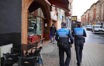 Una patrulla contra el covid por la Milagrosa